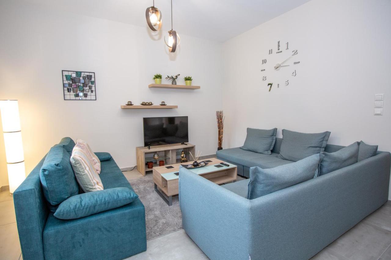 Modern Lake View Apartment Ioannina Buitenkant foto